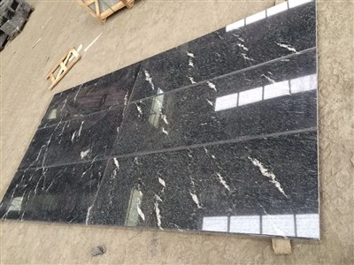 Granit Abu Hitam