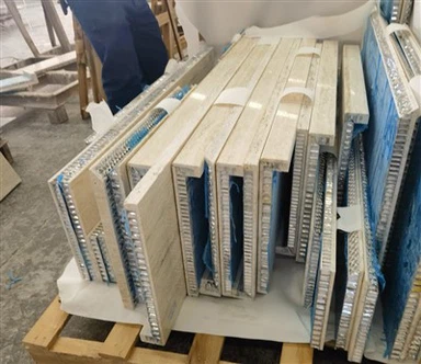 Marmer Ringan Dengan Aluminium Honeycomb