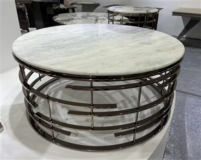 Furnitur Logam Dengan Bagian Atas Batu